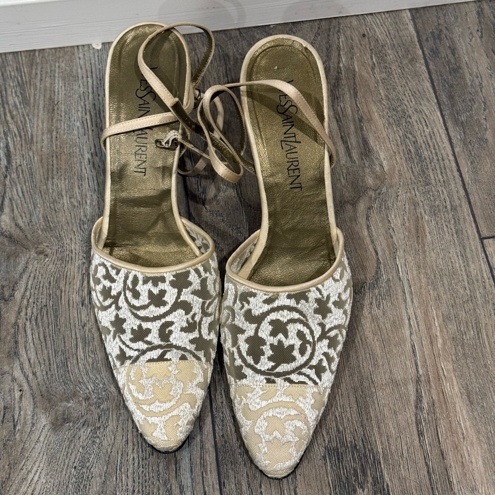 Saint Laurent Women's Cream Lace Bridal Heels